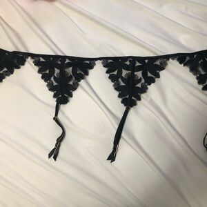Victoria's Secret Black Lace Garter Belt